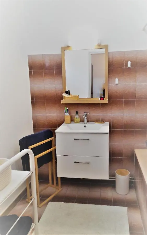 La Maison De Toinette Villa Arles 0*,